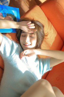 学生女初次做爰BD